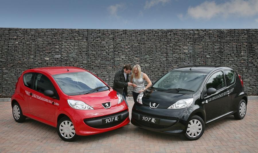  Peugeot 107 Kiss 2008 года  (фото 4 из 4)